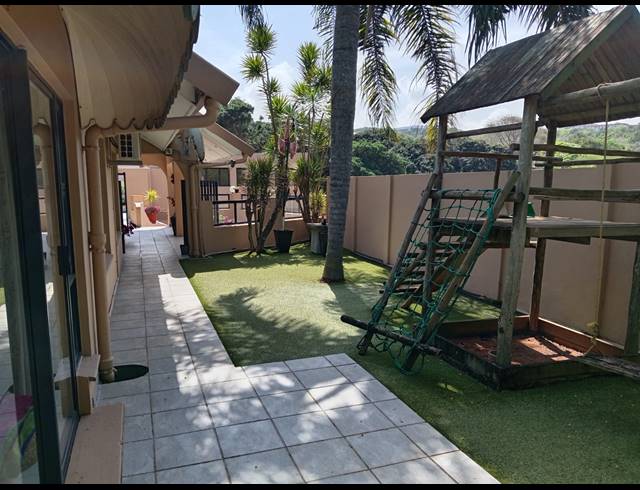 4 BEDROOM HOUSE FOR SALE IN UMHLANGA CENTRAL